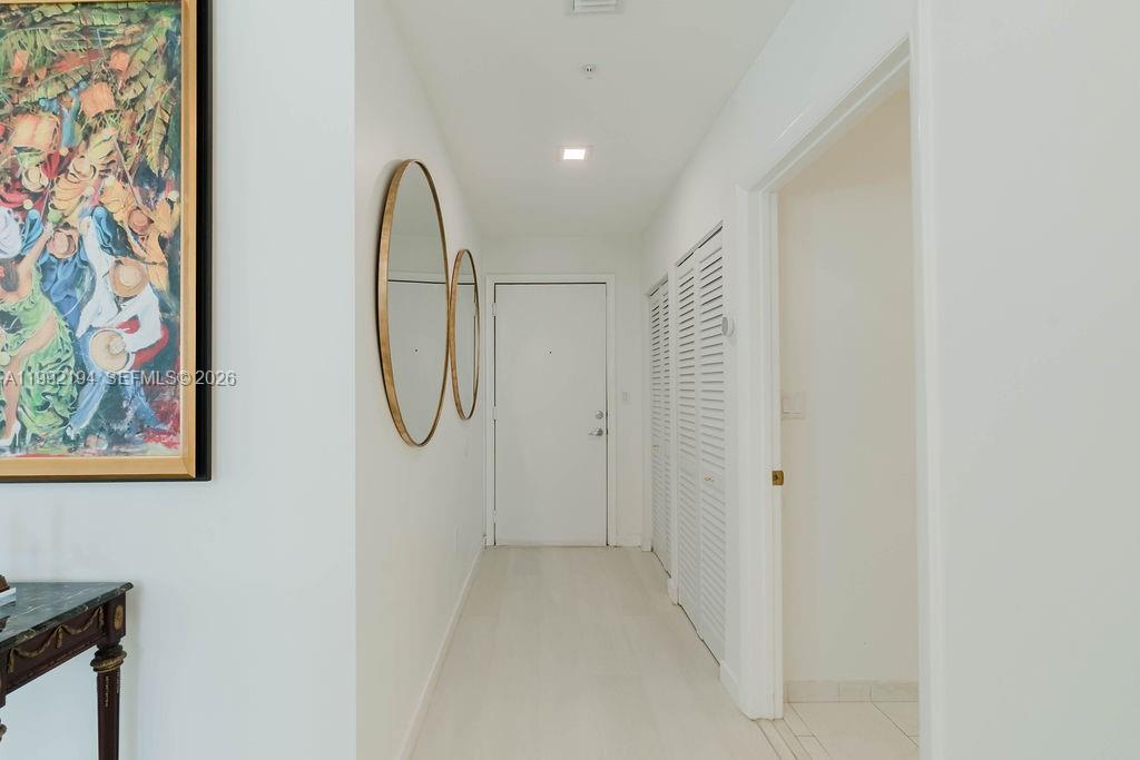 THE LOFT DOWNTOWN II COND - Residential Lease