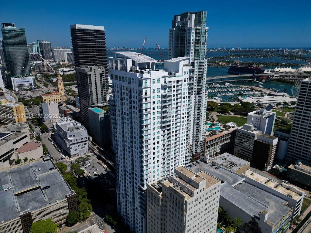 THE LOFT DOWNTOWN II COND - Residential Lease