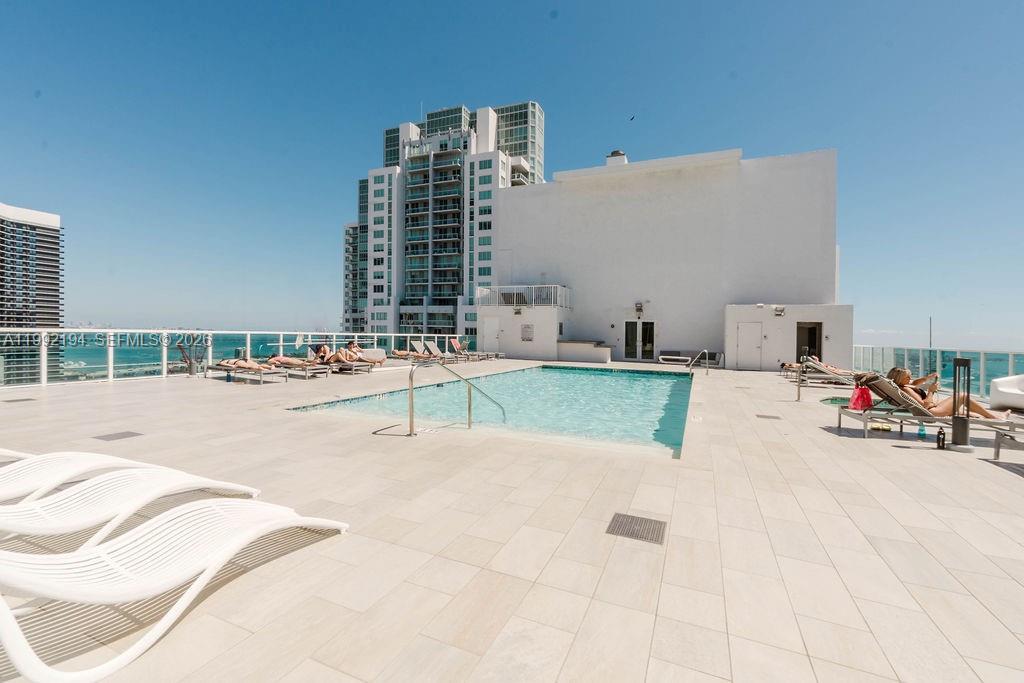 THE LOFT DOWNTOWN II COND - Residential Lease