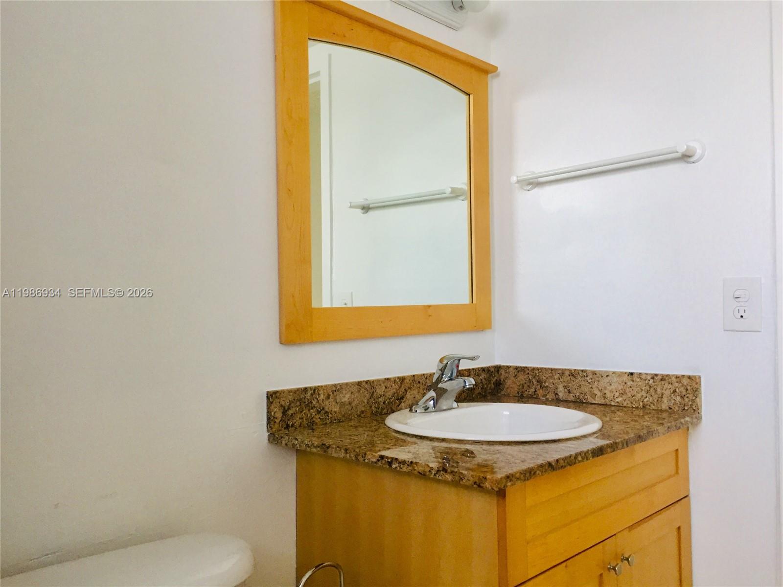 EL CONQUISTADOR NORTH CON - Residential Lease