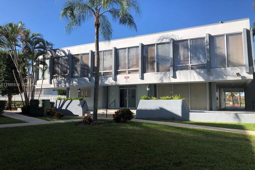 EL CONQUISTADOR NORTH CON - Residential Lease