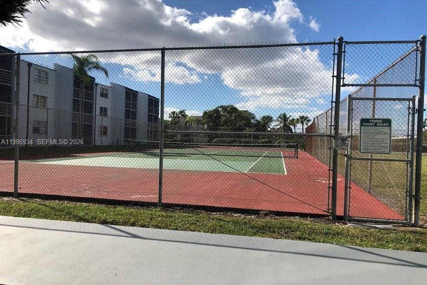 EL CONQUISTADOR NORTH CON - Residential Lease