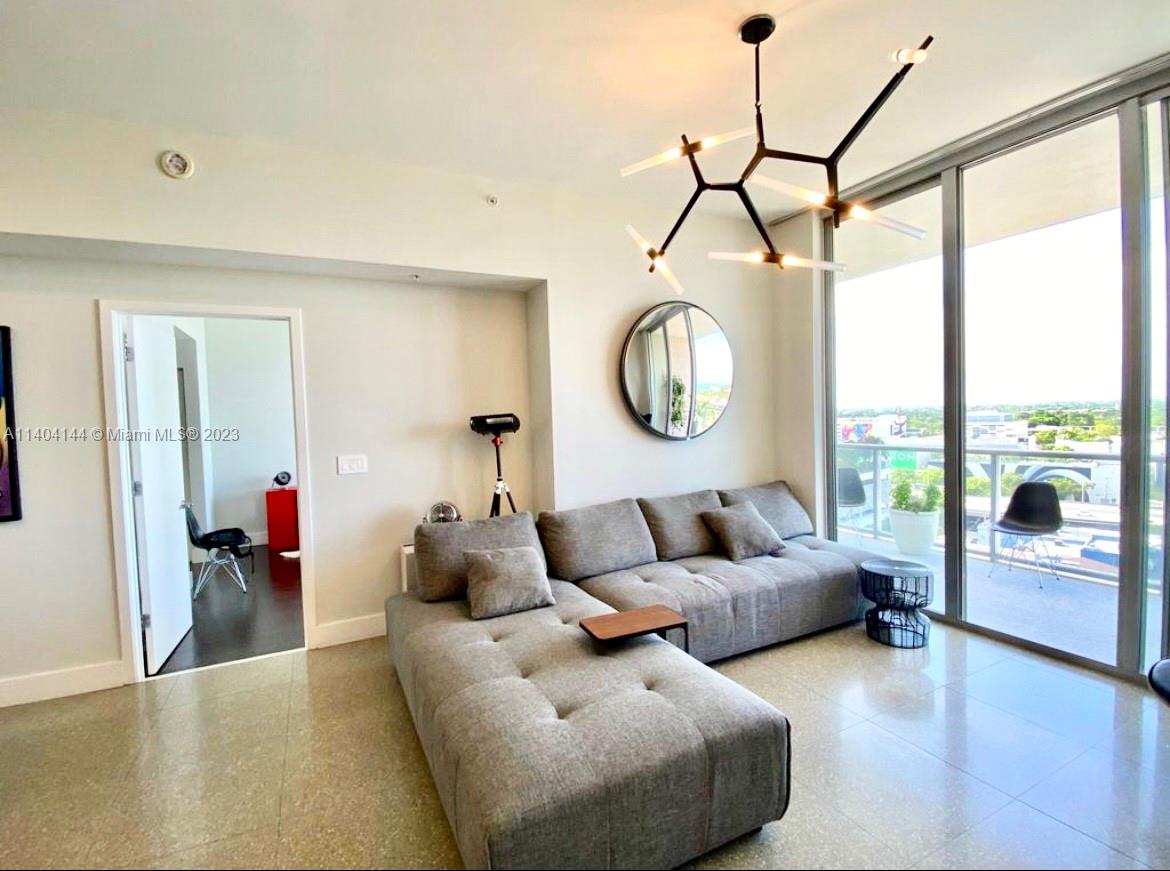Recently renovated unit with high ceilings and water views. Modern design with full privacy and noise isolation. Wi-Fi controlled air conditioning and dimmable LED lights. Full blackout shades in the bedroom. Convenient parking, impeccable amenities, and 24-hour personnel. Walking distance to the Design District and Wynwood. 10-minute drive to the airport and beach. Prime Miami location. 6 or 12 month lease. Includes parking garage, full access to all amenities (gym, pool, garage, sauna, jacuzzi, 24h concierge).
