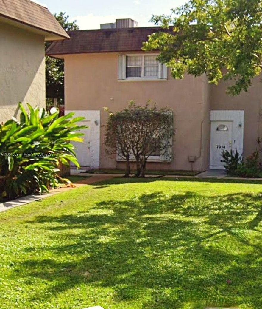 Beautiful investor-friendly townhouse featuring 2 bedrooms and 1.5 bathrooms. This property offers an open kitchen layout, tile flooring throughout, and a recently installed 3-month-old A/C condenser. Enjoy added convenience with an in-unit washer and dryer, a gated backyard, and two assigned parking spaces. Conveniently located near local schools and shopping plazas. Perfect for a home or investment opportunity with excellent rental potential.