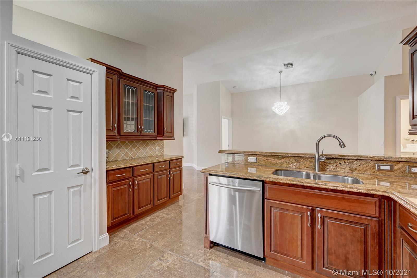 KENSINGTON - Residential