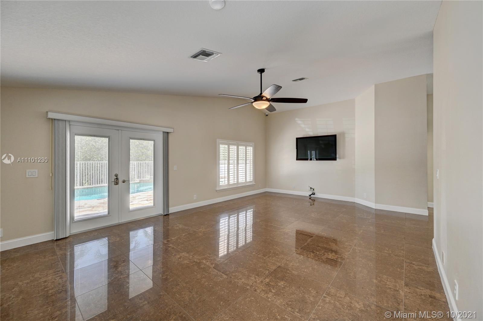 KENSINGTON - Residential