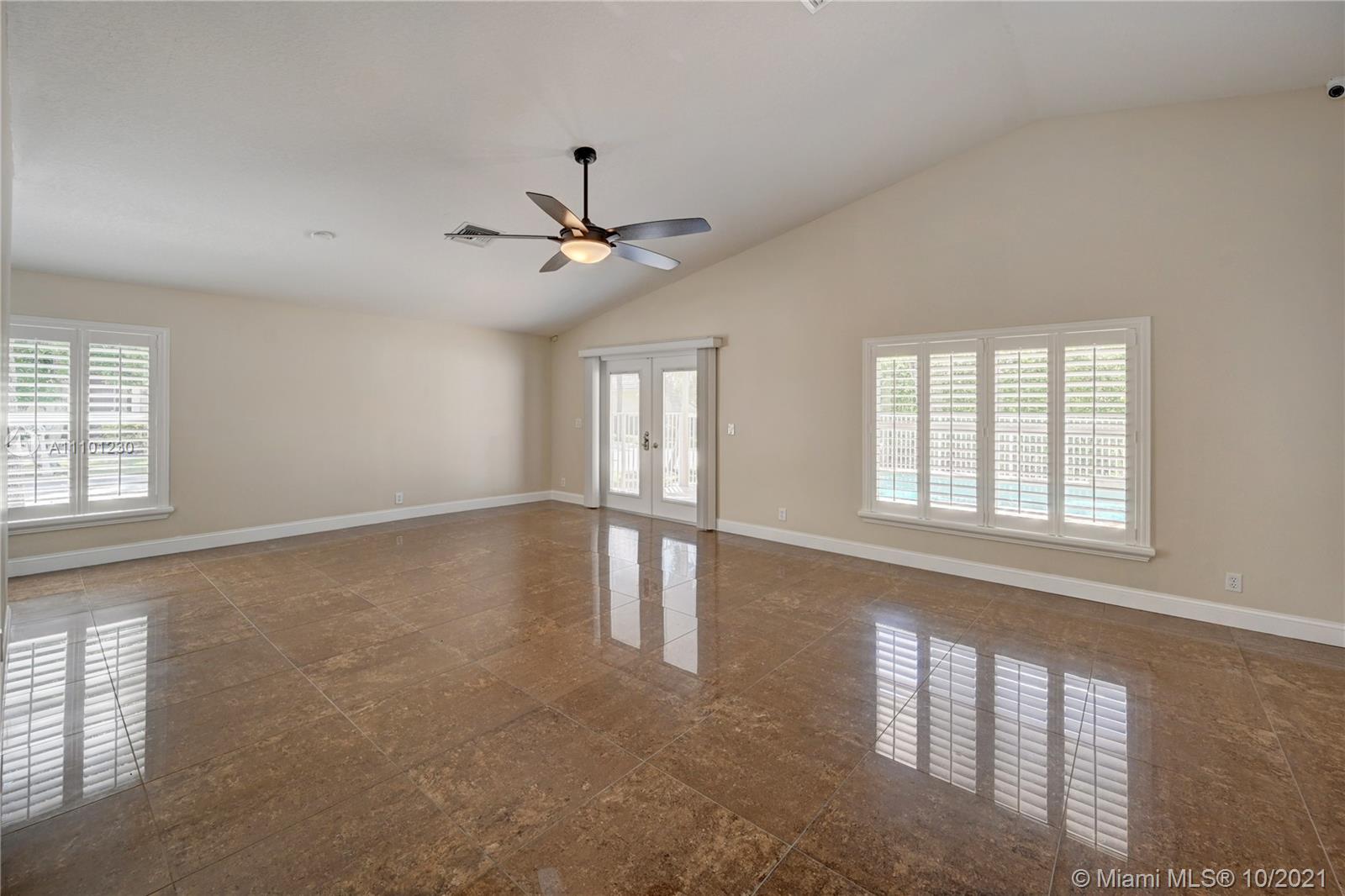 KENSINGTON - Residential