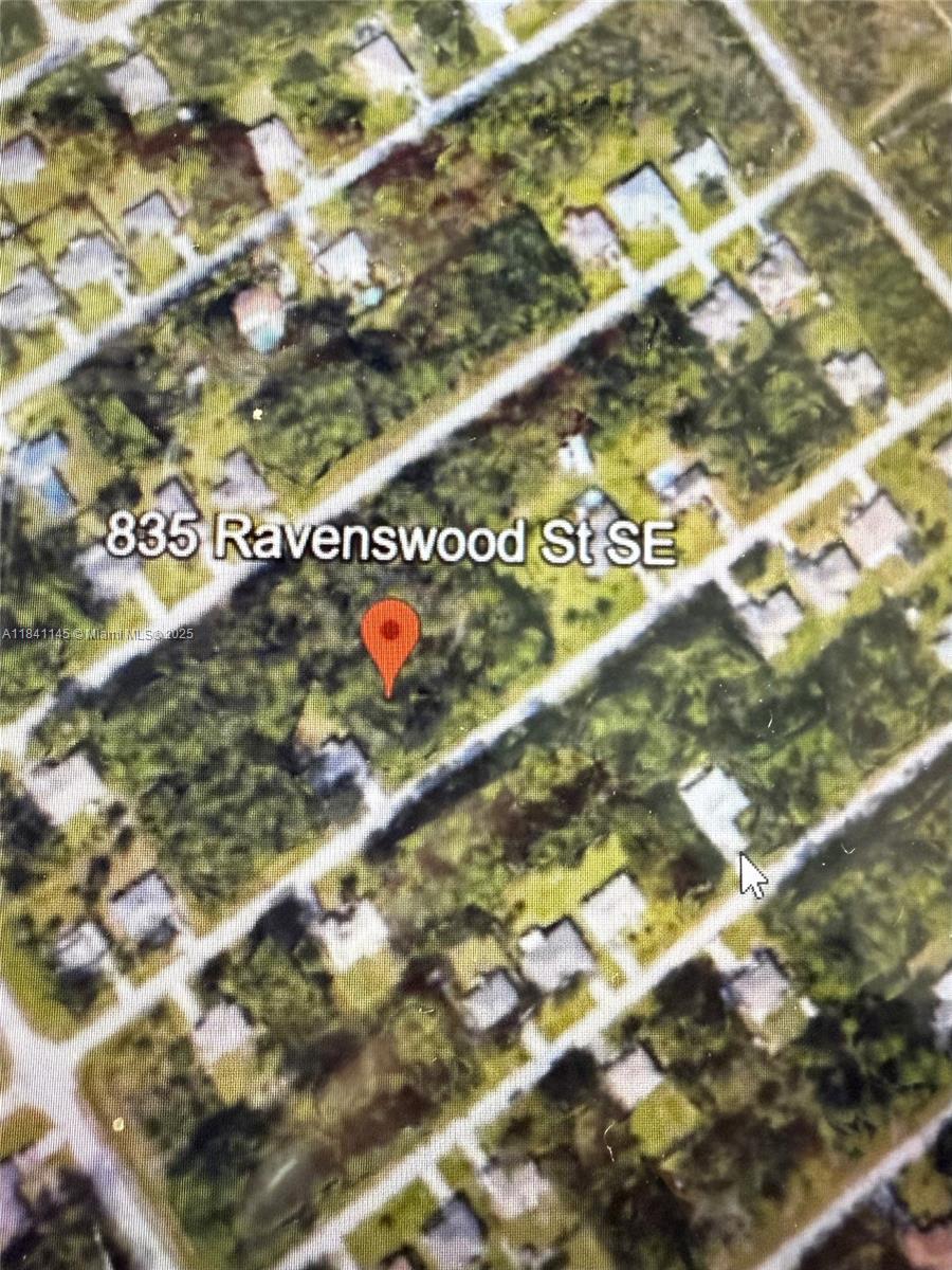 uild your New Home in a nice area of Palm Bay only 45 Minutes from Beautiful Beaches on the Atlantic Ocean and 20 Minutes from the Indian River. (Intercoastal Waterway) Less than 2 hours from Disney World, Sea World, Universal Studios and 45 Minutes from Kennedy Space Center.