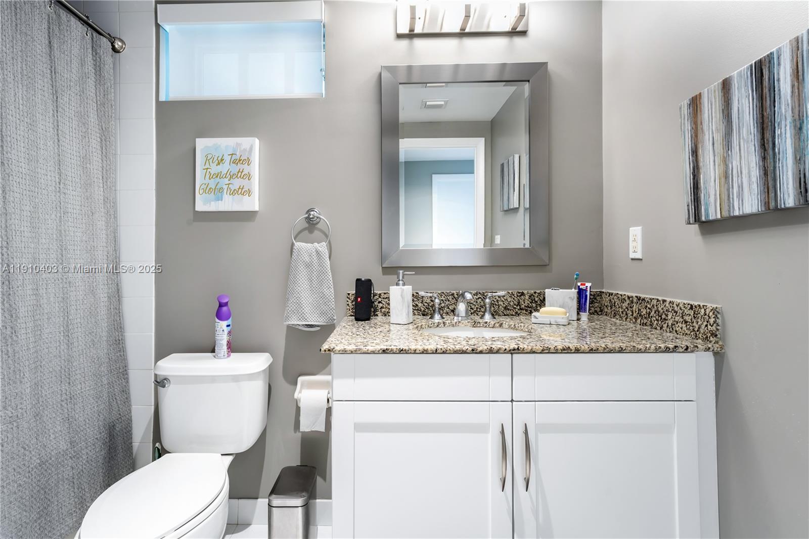 DOWNTOWN DADELAND CONDO N - Residential Lease