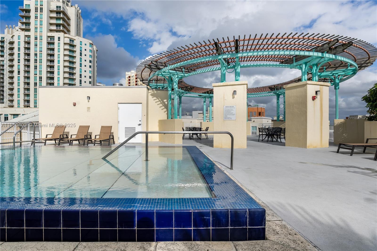 DOWNTOWN DADELAND CONDO N - Residential Lease