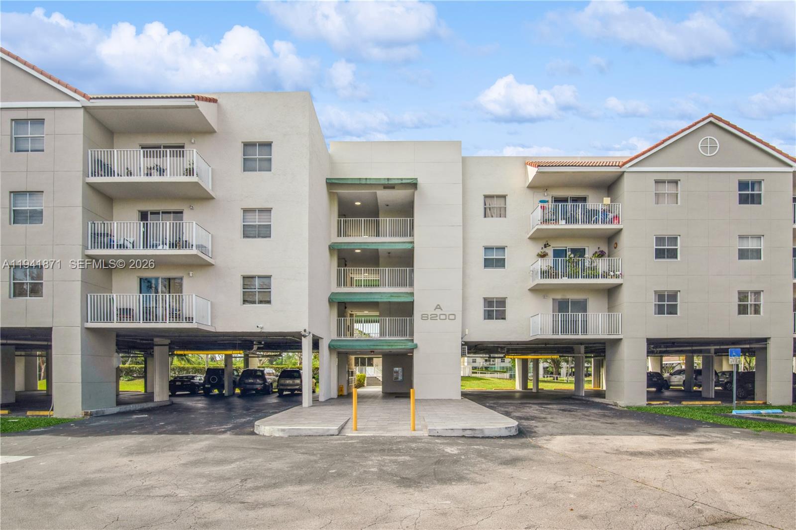 SAGA BAY GARDENS CONDO - Residential