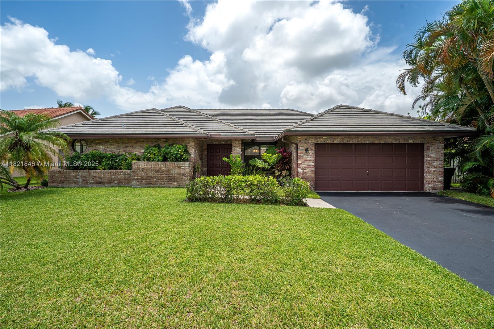 Property for Sale at 851 Altavista Ter, Davie, Broward County, Florida - Bedrooms: 4 
Bathrooms: 2  - $790,000