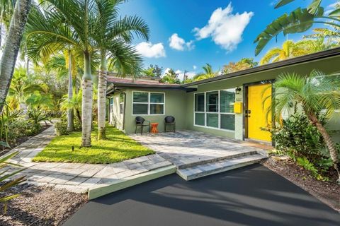 Photo of 801 NW 24th St, Wilton Manors, FL 33311 (MLS # A11936888)