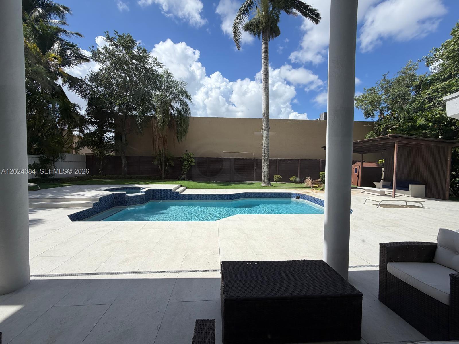 RO-JEN ESTATES - Residential Lease