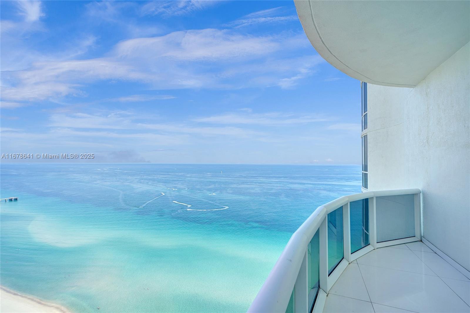 TDR TOWER III CONDO - Residential