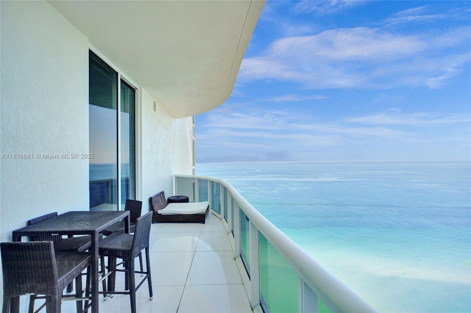 TDR TOWER III CONDO - Residential