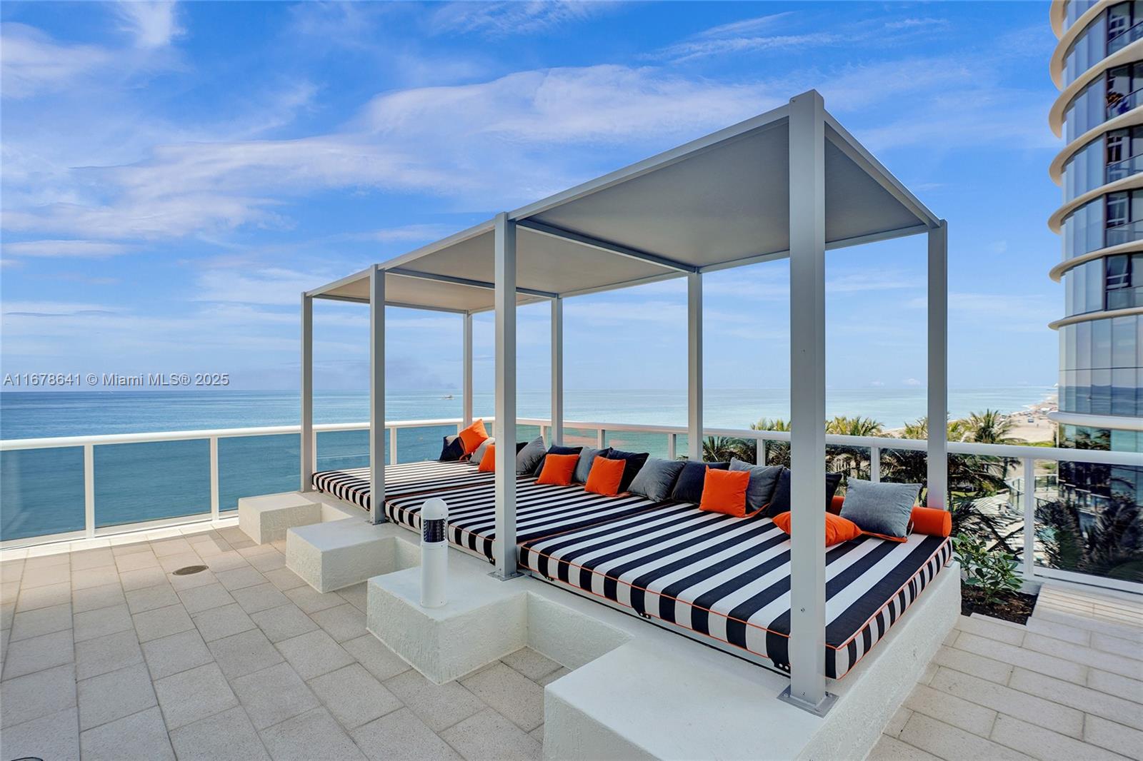 TDR TOWER III CONDO - Residential