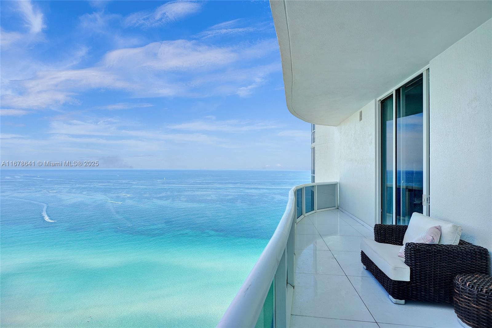 TDR TOWER III CONDO - Residential