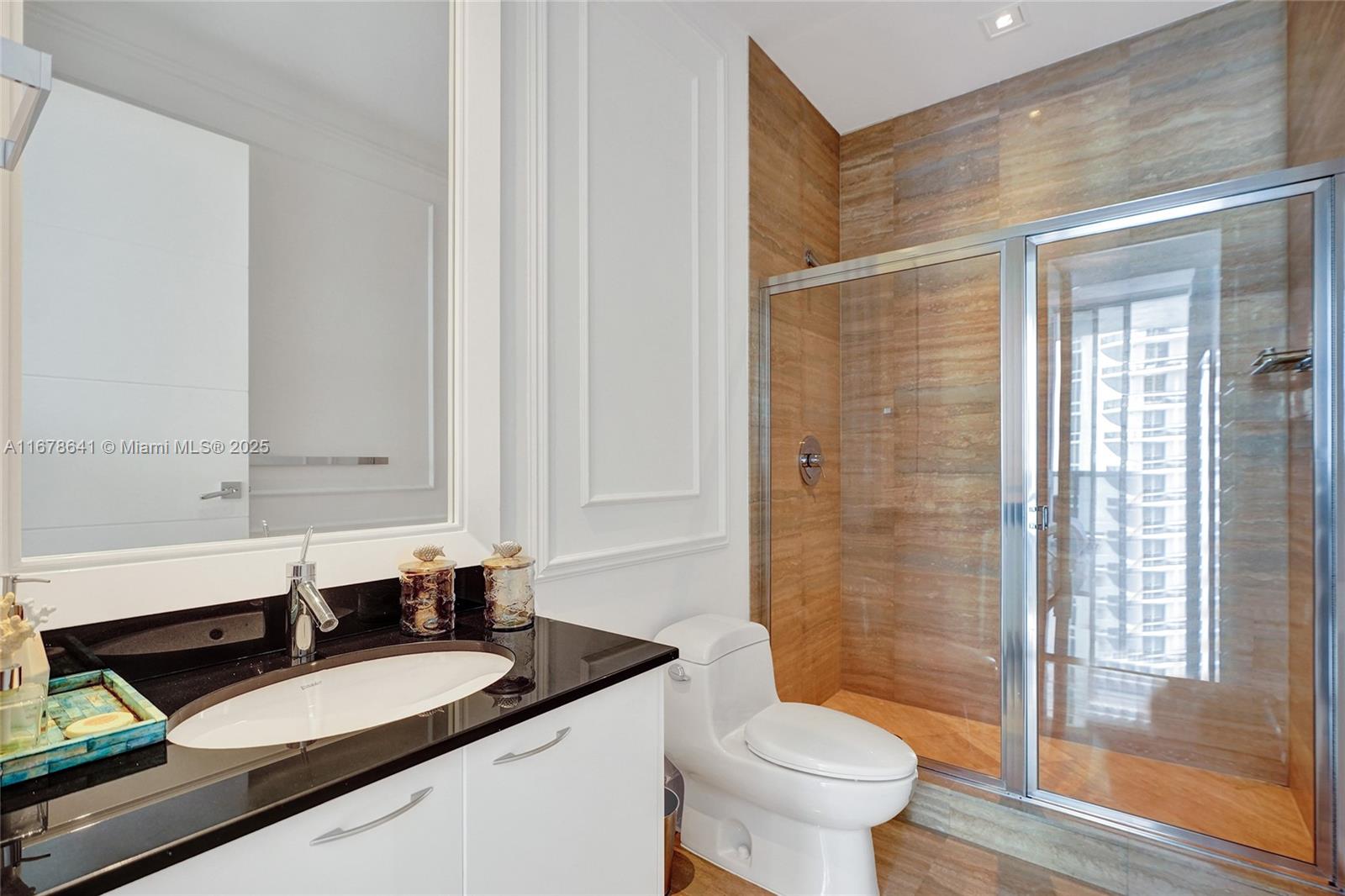 TDR TOWER III CONDO - Residential