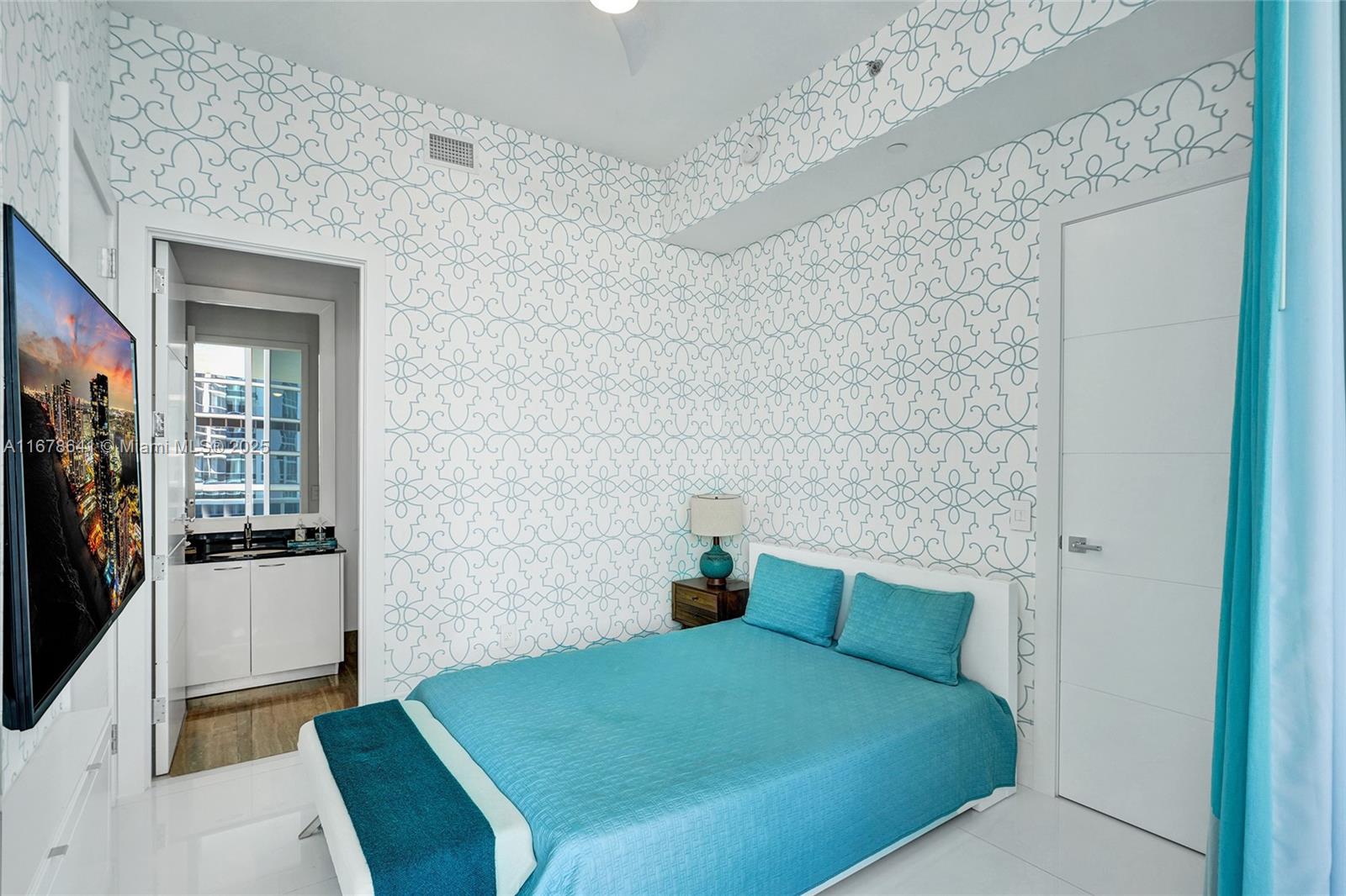 TDR TOWER III CONDO - Residential