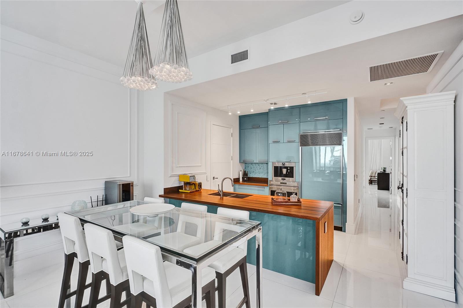 TDR TOWER III CONDO - Residential