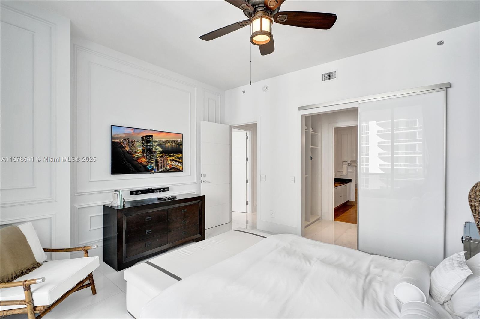 TDR TOWER III CONDO - Residential