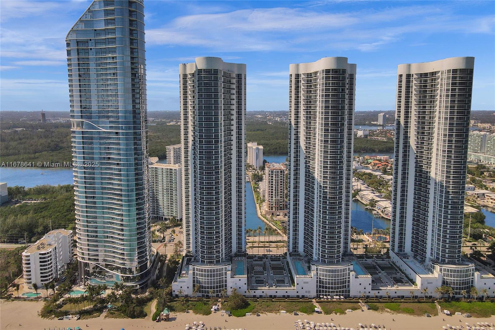15811 Collins Ave 3302