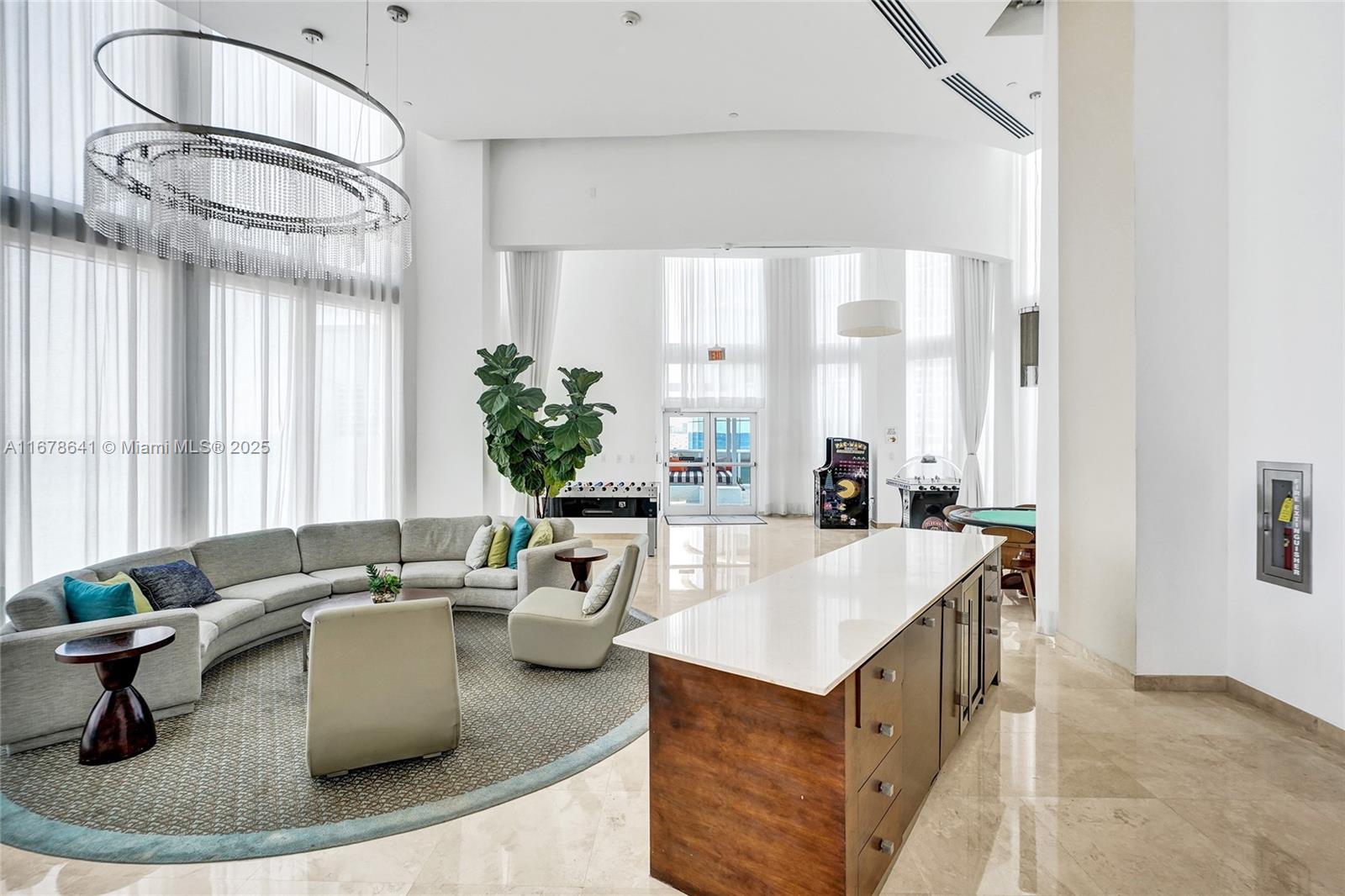 TDR TOWER III CONDO - Residential