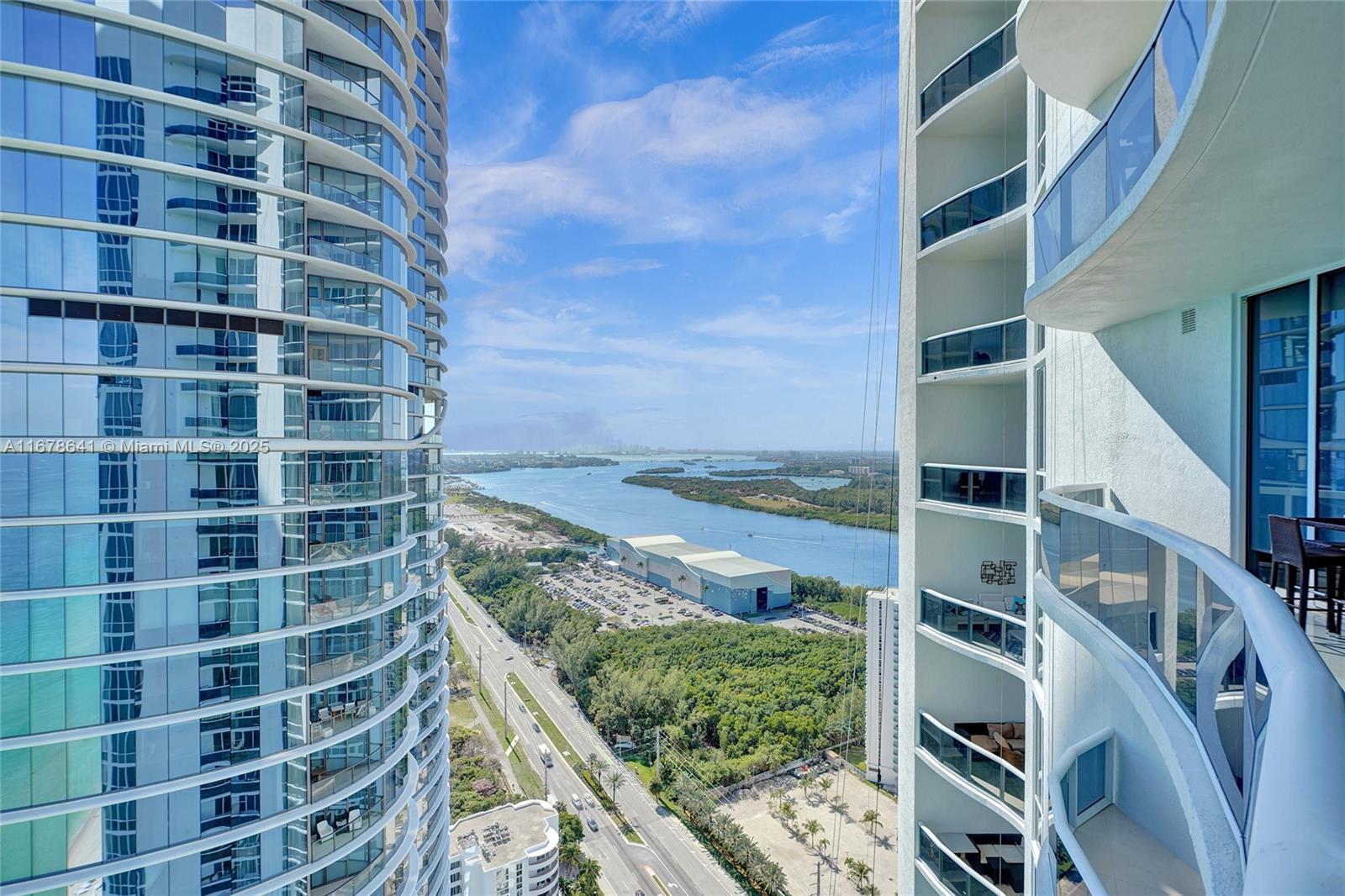 TDR TOWER III CONDO - Residential