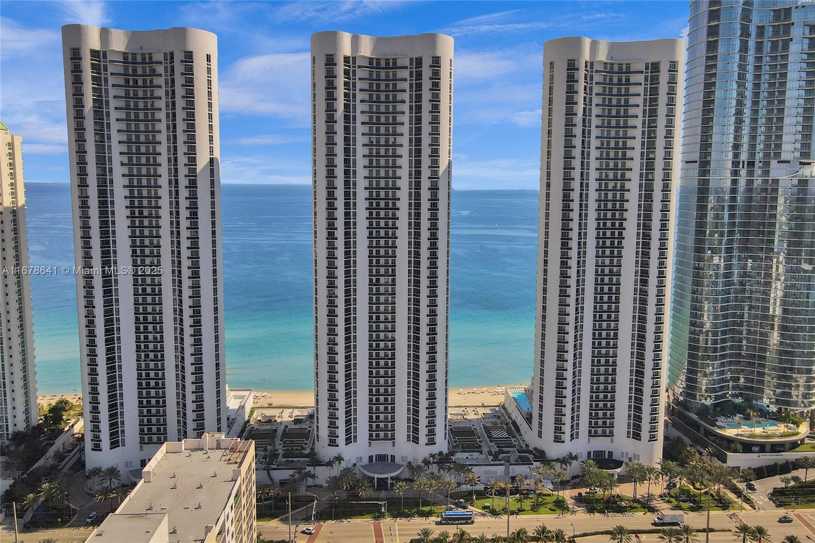 15811 Collins Ave 3302