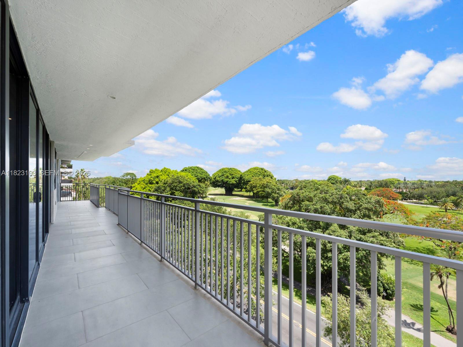 GABLES BATH CLUB APTS CON - Residential