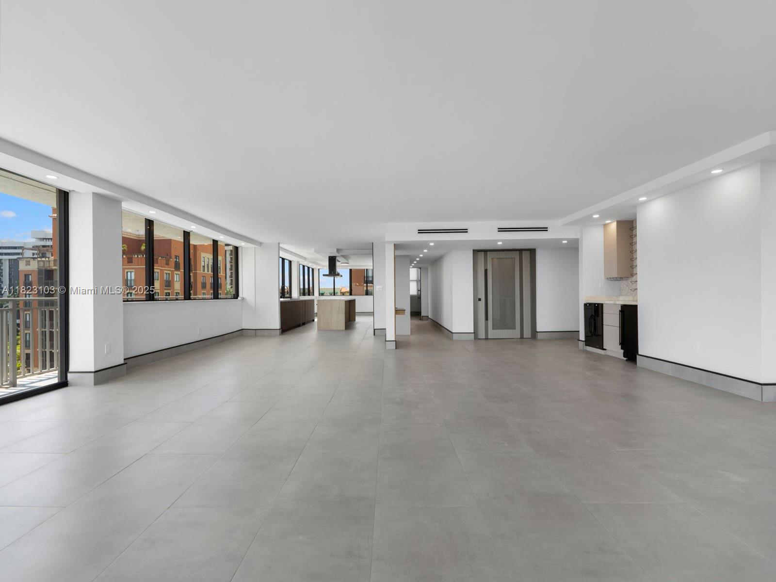 GABLES BATH CLUB APTS CON - Residential