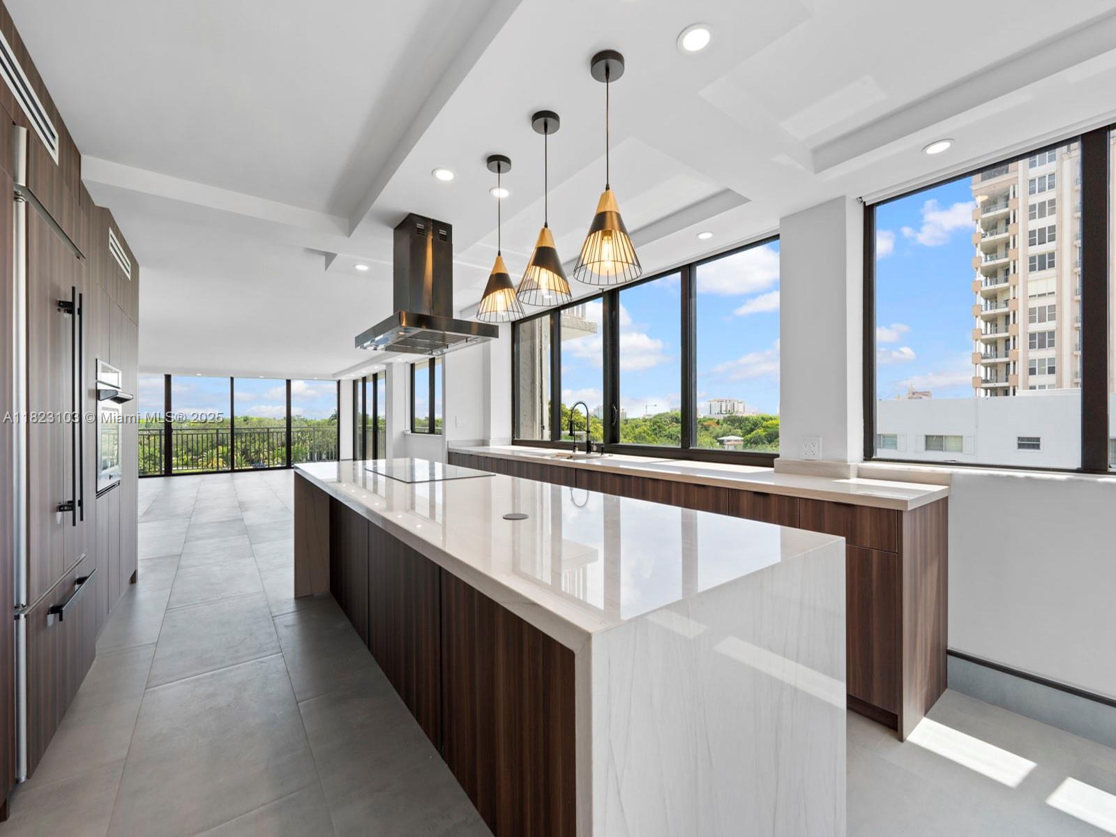 GABLES BATH CLUB APTS CON - Residential