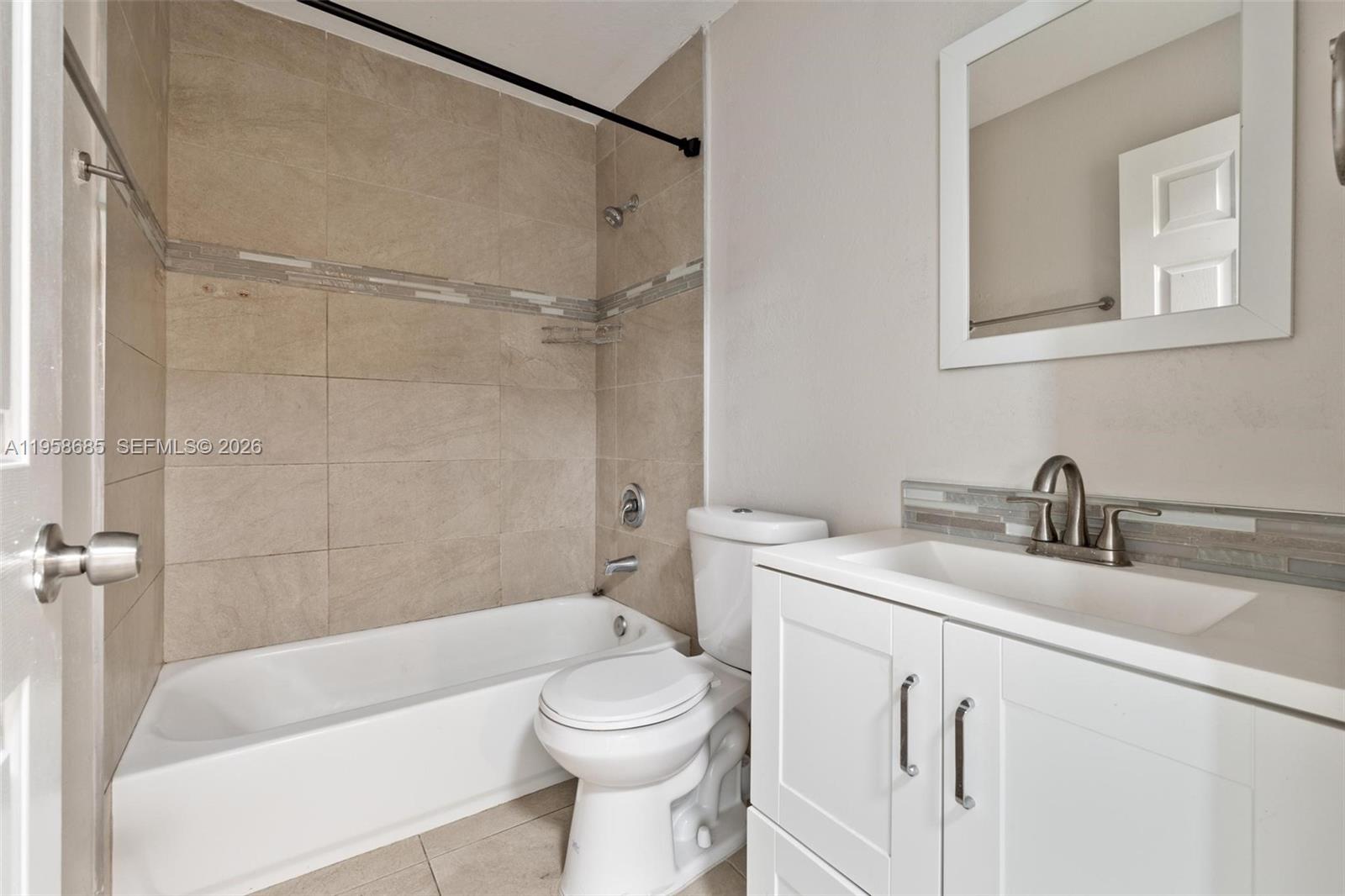 SHOMA TOWNHOMES AT KEYSCO - Residential Lease