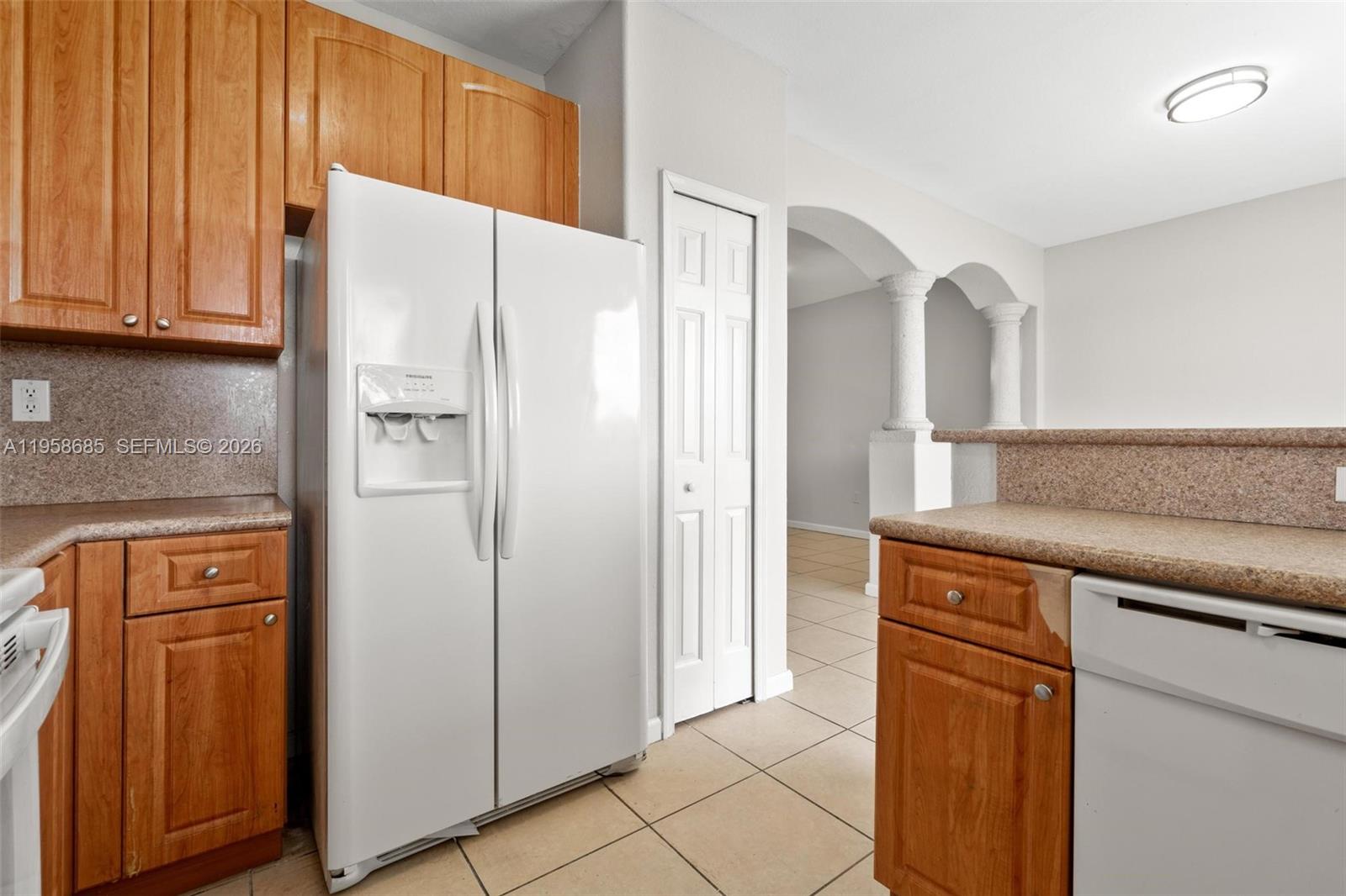 SHOMA TOWNHOMES AT KEYSCO - Residential Lease