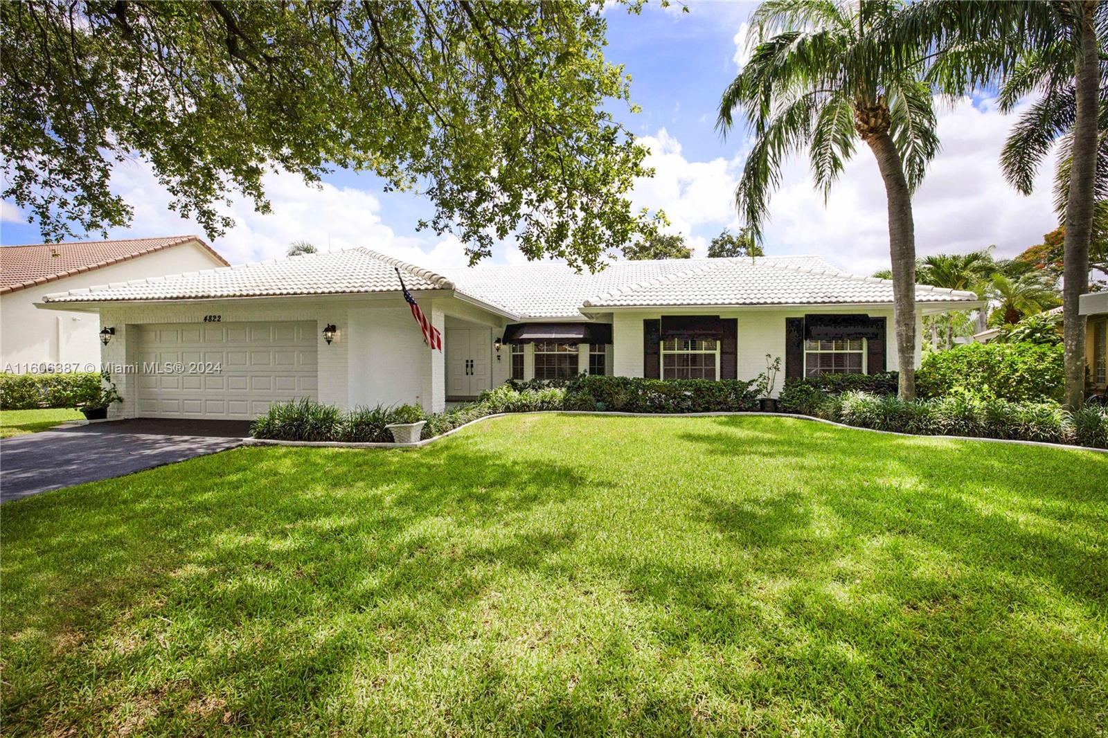 Photo 1 of 4822 Nw 100th Ter Ter, Coral Springs, Florida, $780,000, Web #: 11606387