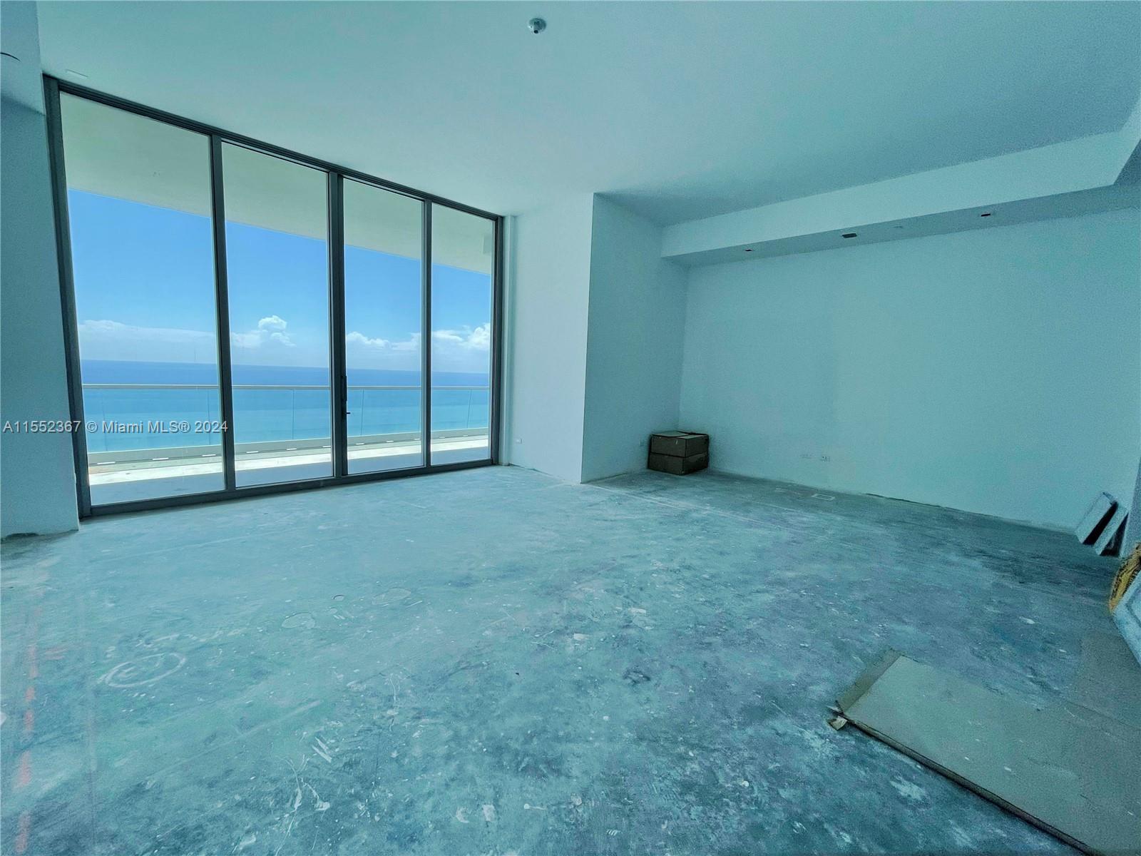 Turnberry Ocean Club - Residential