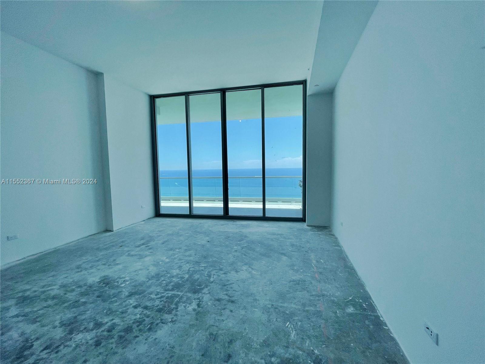 Turnberry Ocean Club - Residential
