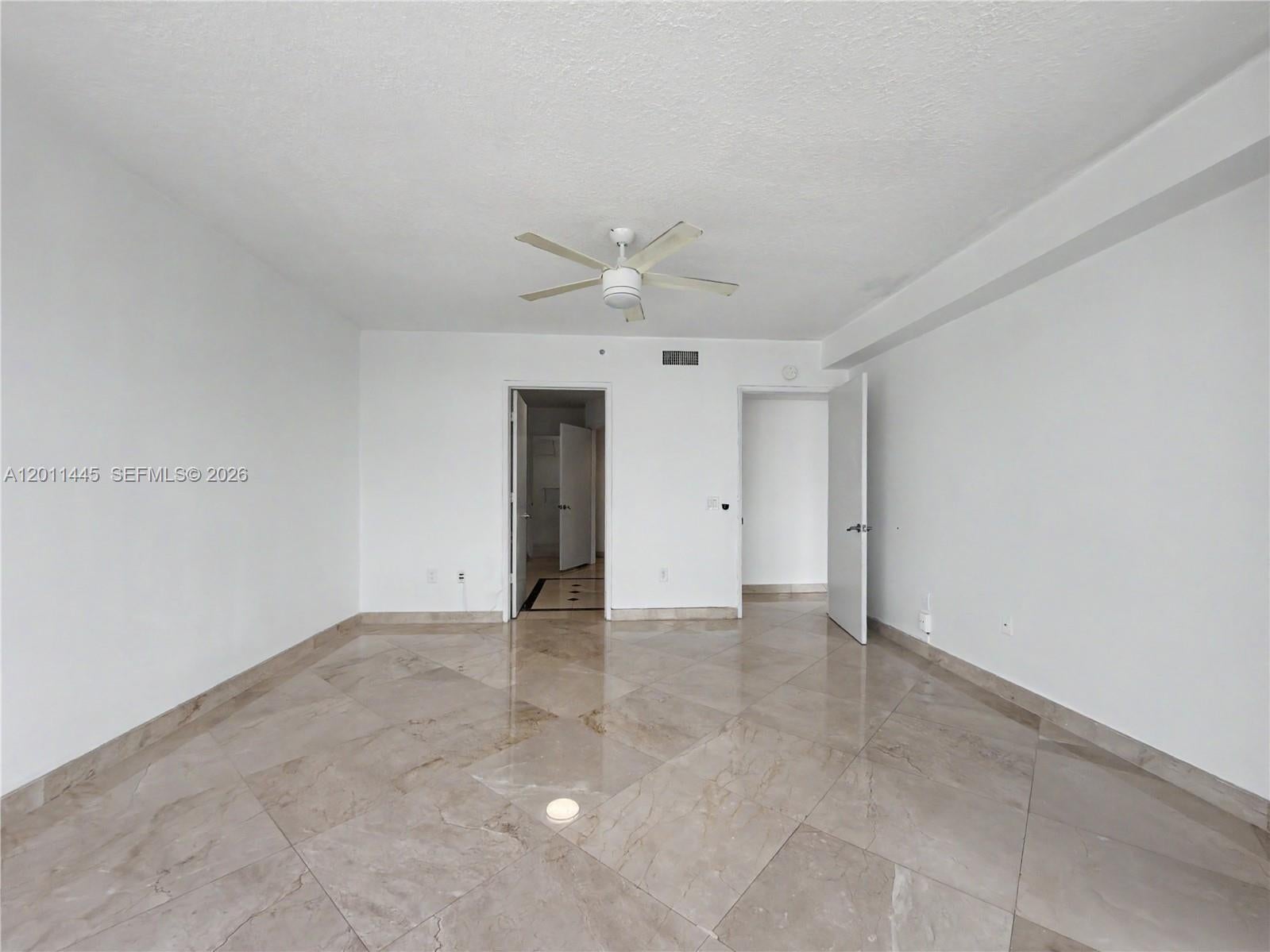 17555 Collins Ave 1502