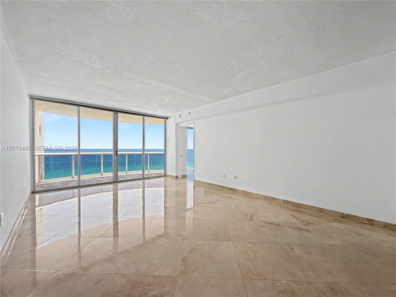 17555 Collins Ave 1502