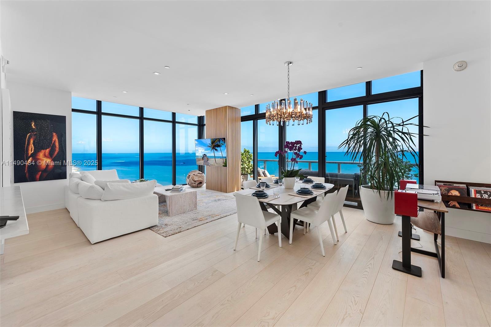 2201 COLLINS AVE CONDO - Residential Lease