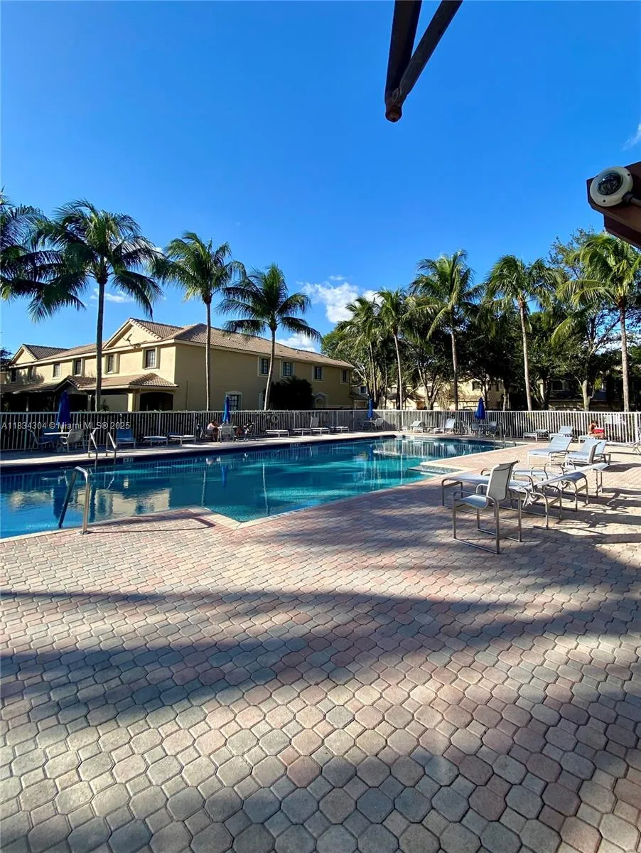 Weston, Florida 33332, United States, 3 Bedrooms Bedrooms, ,3 BathroomsBathrooms,Residential,Active,164073