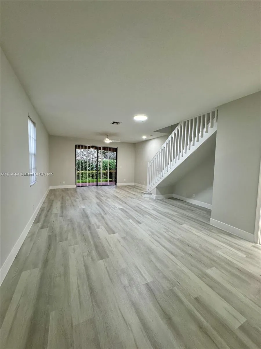 Weston, Florida 33332, United States, 3 Bedrooms Bedrooms, ,3 BathroomsBathrooms,Residential,Active,164073