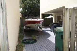 AMARETTO - Residential Lease