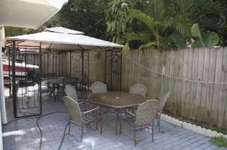AMARETTO - Residential Lease