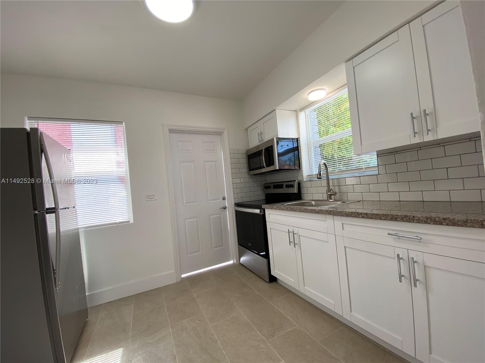 BONNA BELLA PLACE - Residential Lease