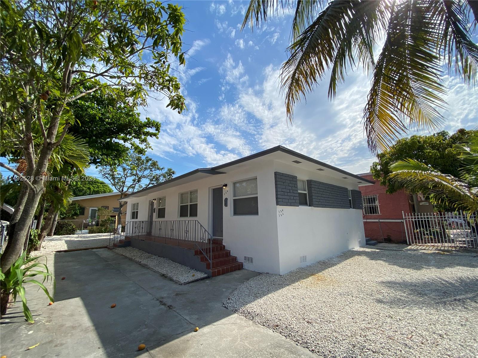 BONNA BELLA PLACE - Residential Lease