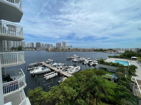 A home in Aventura