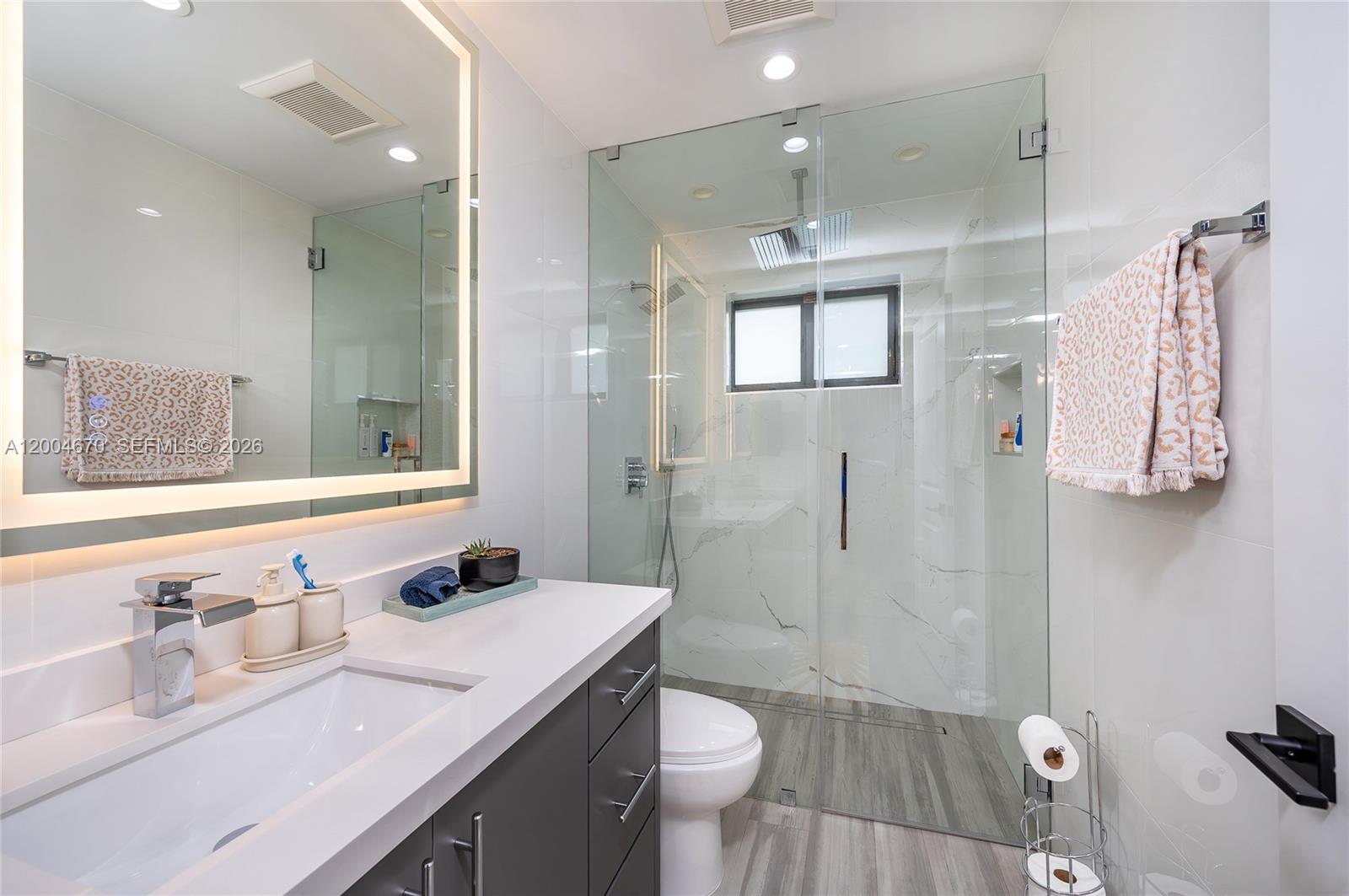 CORAL GABLES GRANADA SEC - Residential