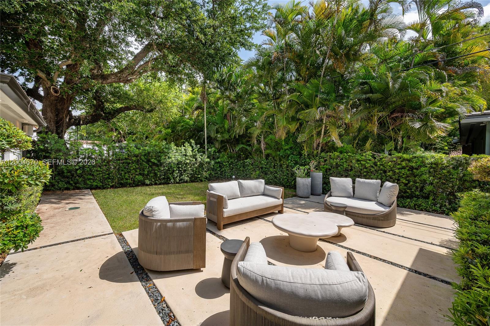 CORAL GABLES GRANADA SEC - Residential